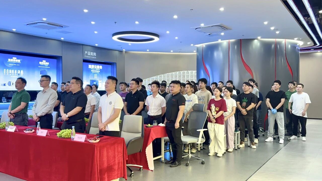 铭记历史开创未来 | 智火柴从阅兵看中国智造底气，以油品监测实力护航 “国之重器” 图2