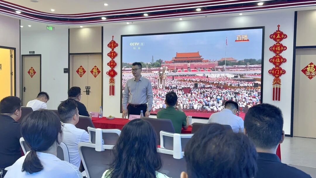 铭记历史开创未来 | 智火柴从阅兵看中国智造底气，以油品监测实力护航 “国之重器” 图7
