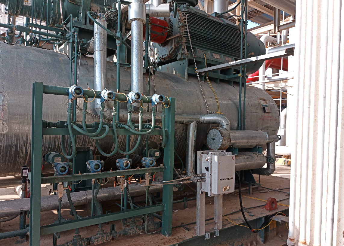 西北油田应用案例：在线油液监测系统如何提升压缩机效率并降低维护成本