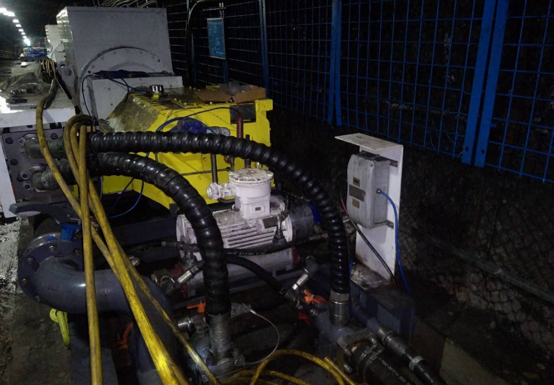 GYD12A矿用油液监测传感器在韩咀煤矿乳化液泵油箱的应用实践 图1